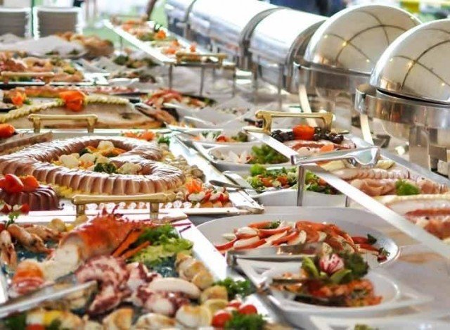 Questions to Ask Before Hiring a Caterer