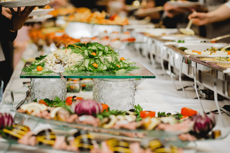 10 Luxury Catering Menu Ideas for High-End Weddings