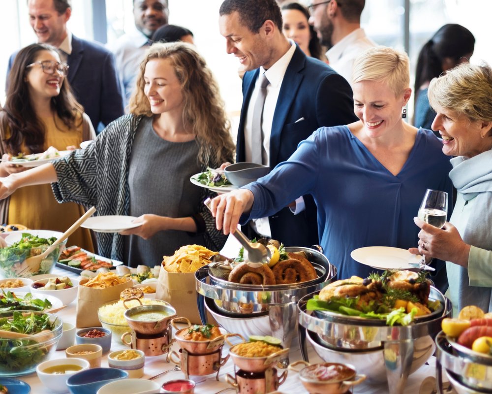 10 Questions to Ask Before Hiring a Luxury Catering